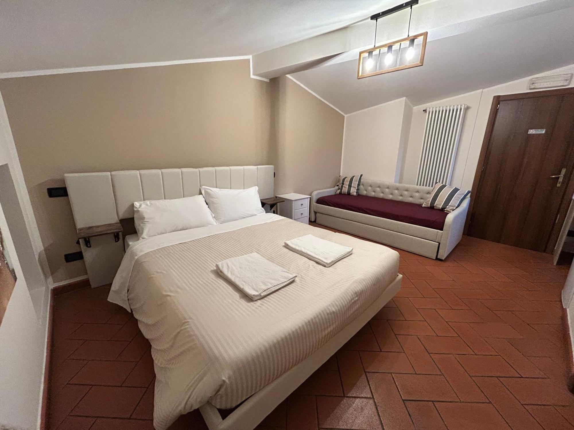Window To The Tower Bed & Breakfast Pisa Exterior photo