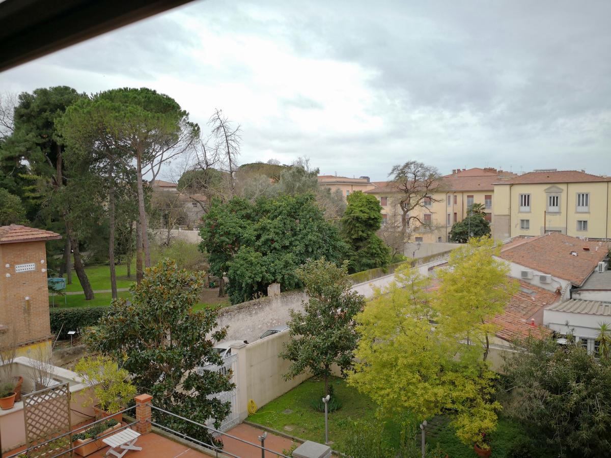 Window To The Tower Bed & Breakfast Pisa Exterior photo